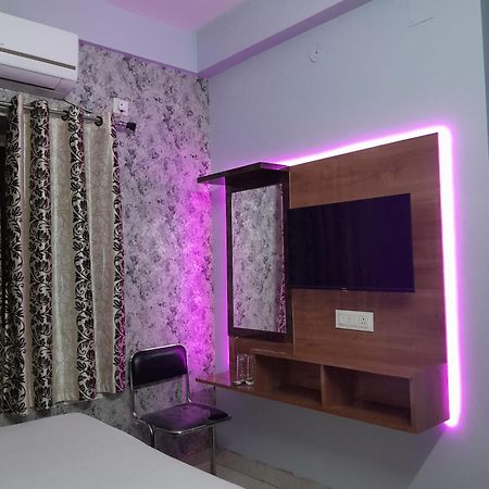 Garden Guest House Near Rene Tower Ruby General Hospital Calcutta Buitenkant foto