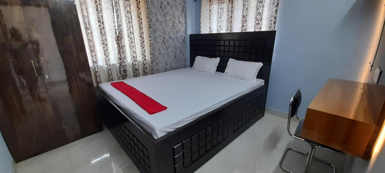 Garden Guest House Near Rene Tower Ruby General Hospital Calcutta Buitenkant foto