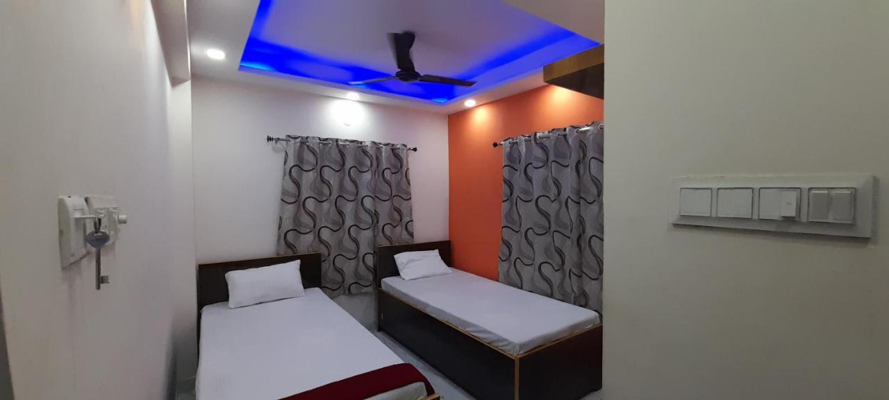 Garden Guest House Near Rene Tower Ruby General Hospital Calcutta Buitenkant foto