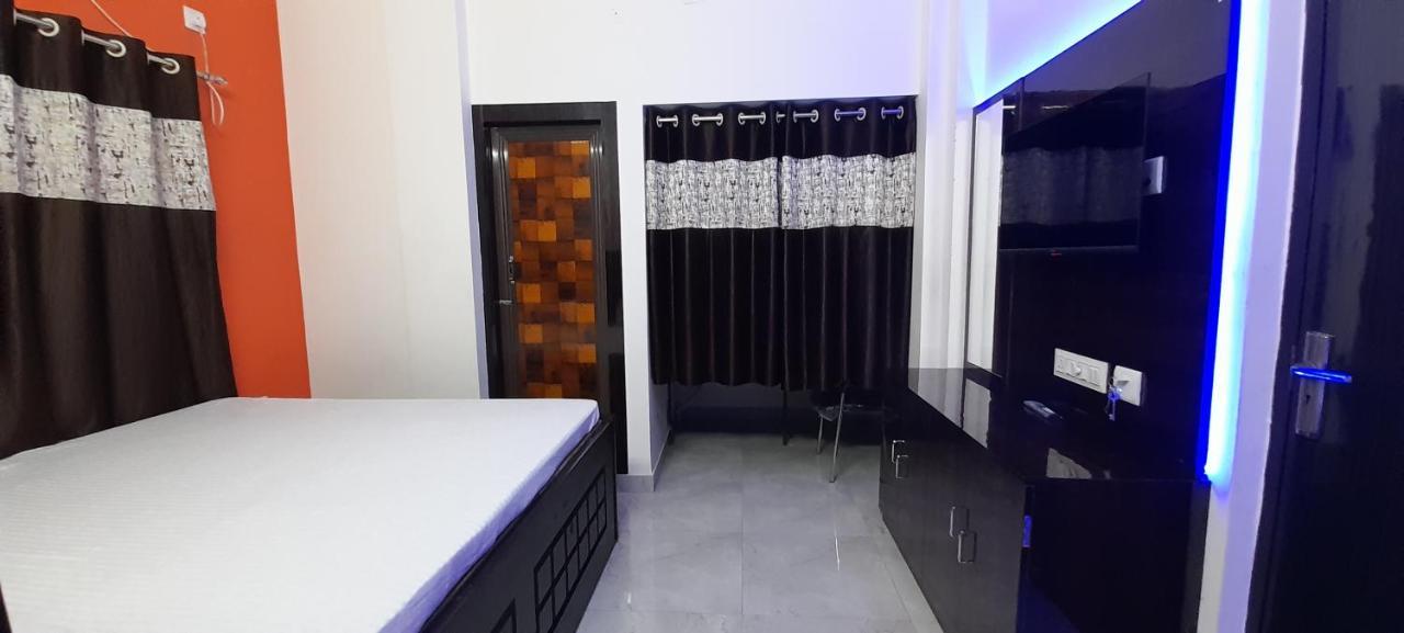 Garden Guest House Near Rene Tower Ruby General Hospital Calcutta Buitenkant foto