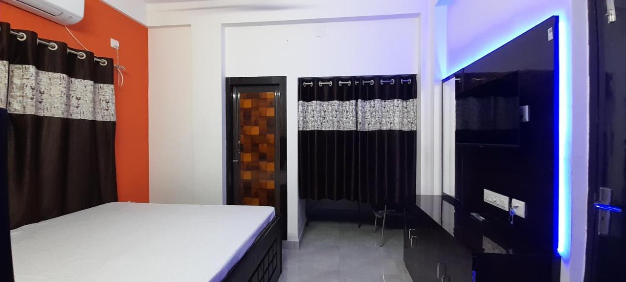 Garden Guest House Near Rene Tower Ruby General Hospital Calcutta Buitenkant foto