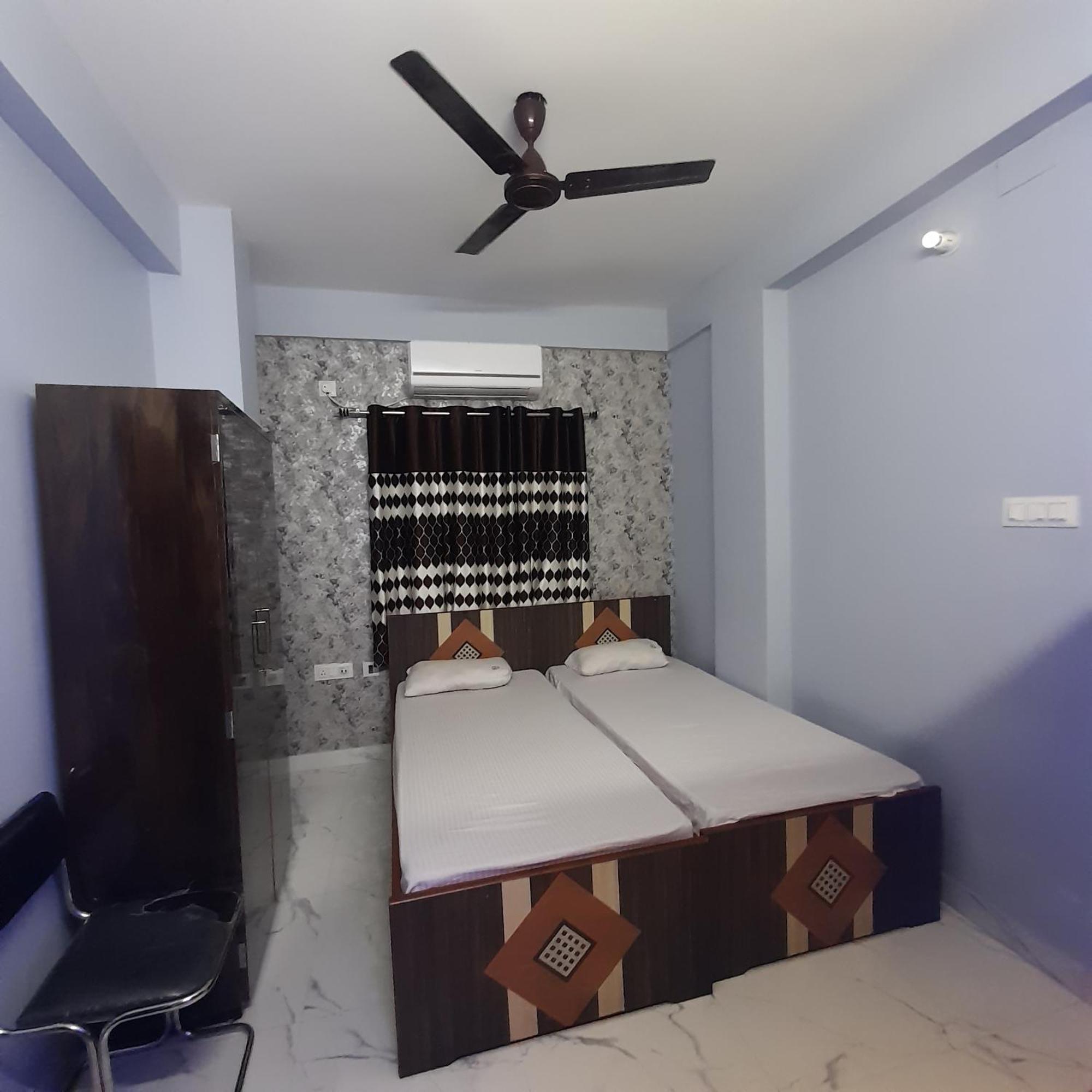 Garden Guest House Near Rene Tower Ruby General Hospital Calcutta Kamer foto